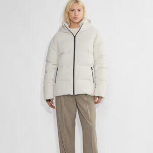 NWT Aritzia  Super Puff₂O - Rainstop Matte Pearl L